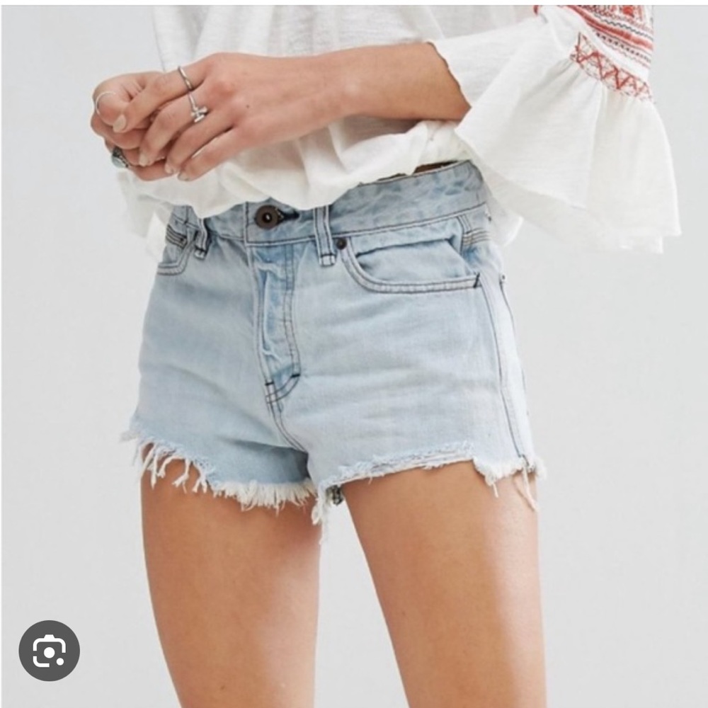 Free People Logan Frayed cut off denim shorts